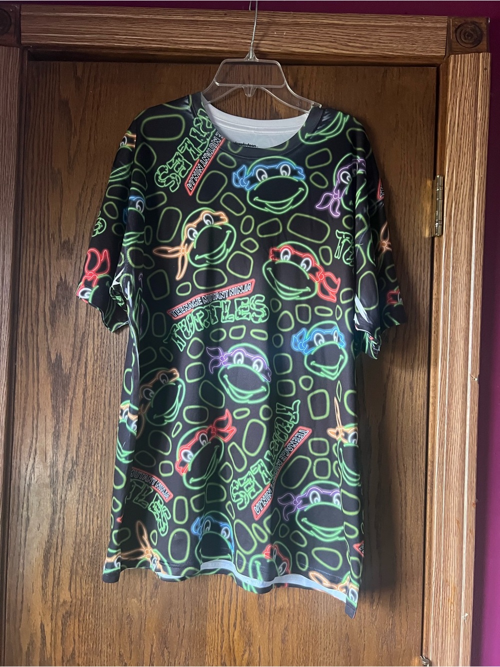 Teenage Mutant Ninja Turtles Black Neon Graphic tee C11